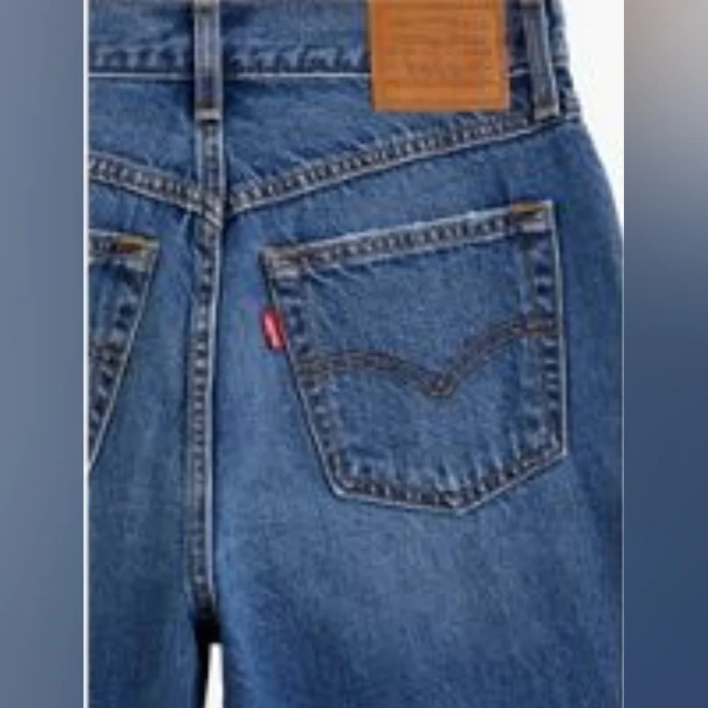 NWT Levi's ® Premium 80s Mom Women's Jeans Size 32 - Picture 7 of 8